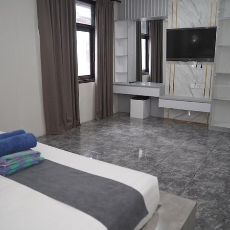 4 Bedroom Villa Kuta Regency B10 Ngoại thất bức ảnh