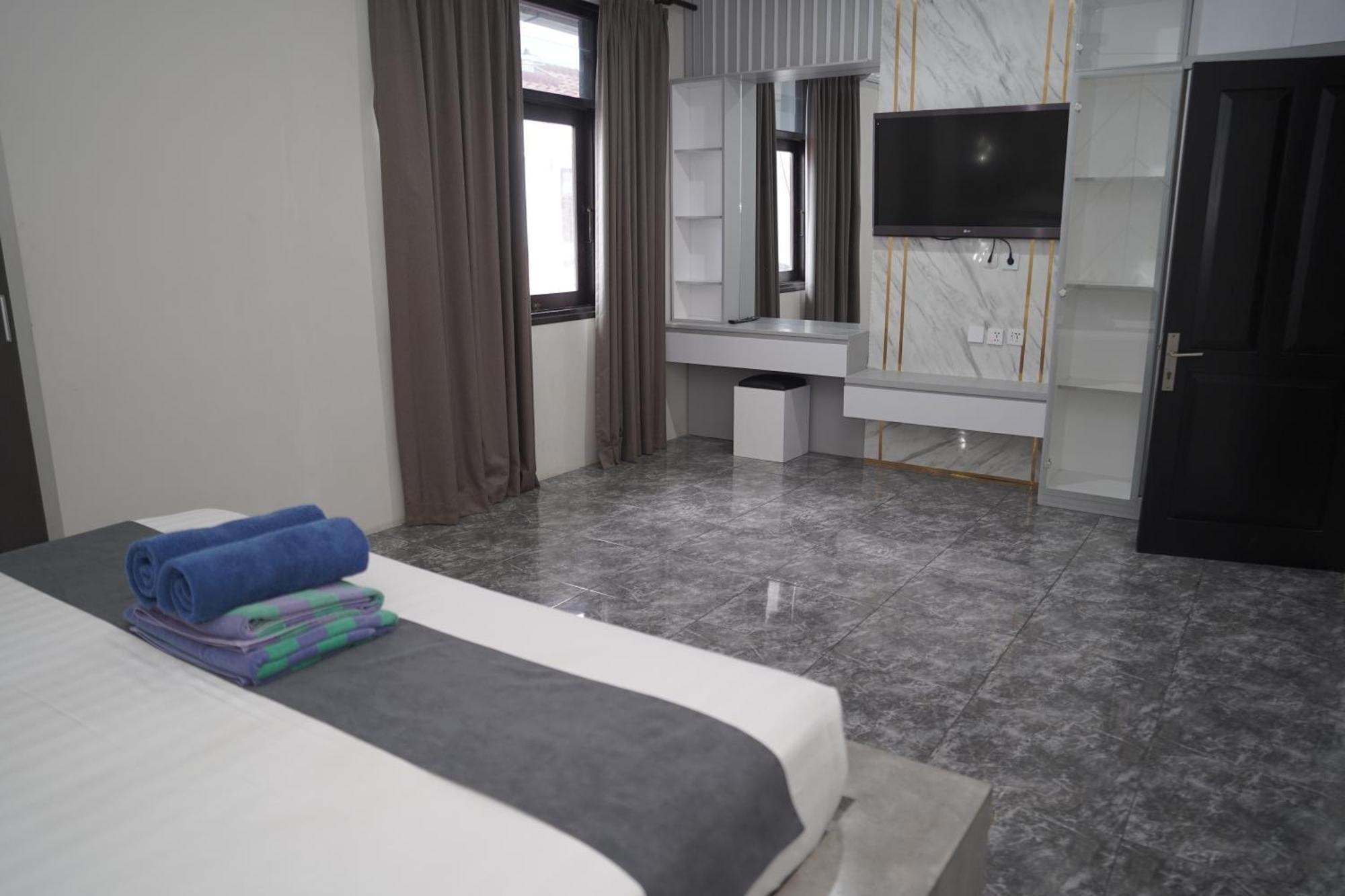 4 Bedroom Villa Kuta Regency B10 Ngoại thất bức ảnh