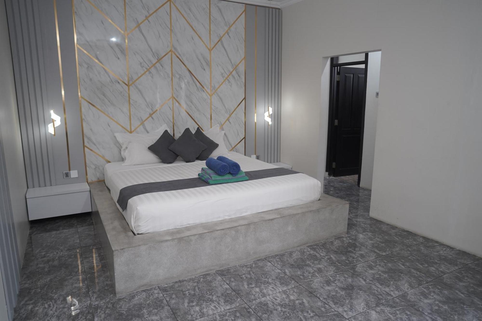 4 Bedroom Villa Kuta Regency B10 Ngoại thất bức ảnh